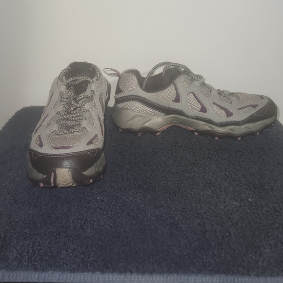Columbia Womens Gray and Purple D Storm Hiking Shoes Size 8 - Picture 4 of 10